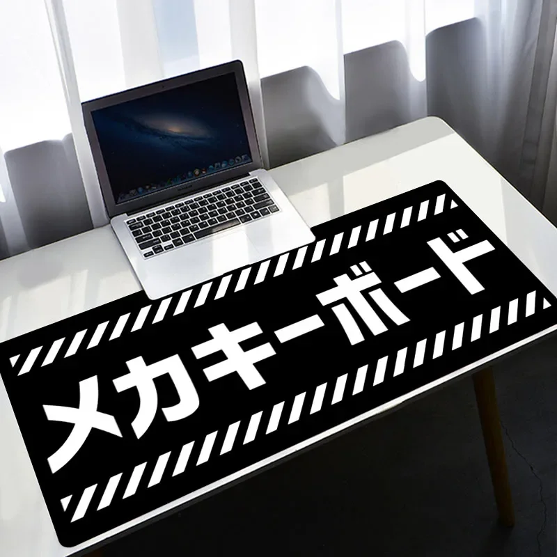 لوحة الماوس بالأبيض والأسود لل - مراجعة Japan Pc Gaming وسعره
